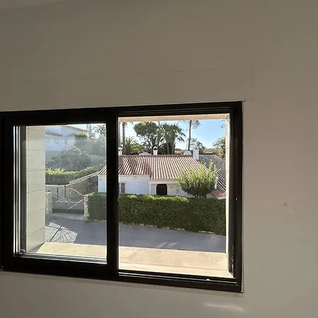 Vivenda Alfamar 2120 - 180m Da