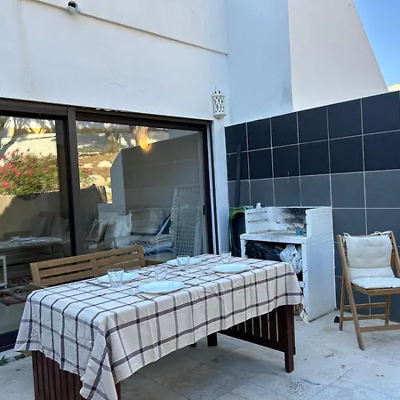 Vivenda Alfamar 2120 - 180m Da Αλμπουφέιρα