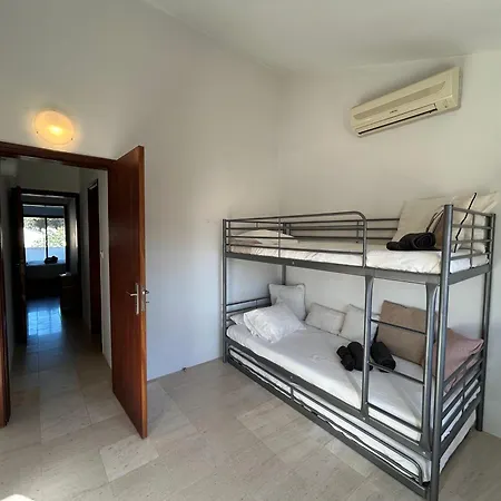 Vivenda Alfamar 2120 - 180m Da Casa de Férias