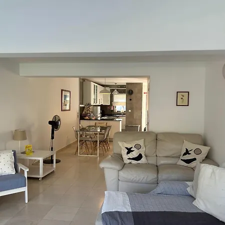 Vivenda Alfamar 2120 - 180m Da Αλμπουφέιρα