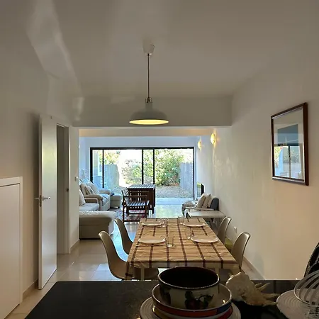 Будинок відпочинку Vivenda Alfamar 2120 - 180m Da Албуфейра